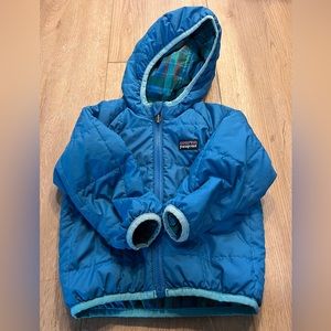 Patagonia reversible down jacket 12-18 months